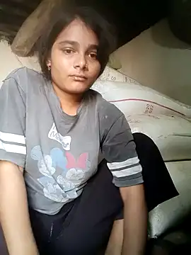 Snapshot of Hot_siiii chatting on 10.07.25 Hot siiii online show from 10.07.25