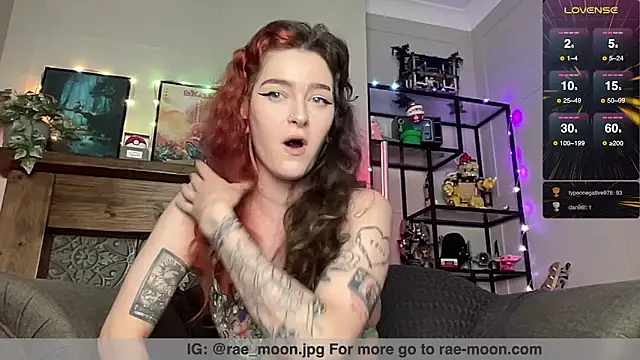 Snapshot of rae_moonn chatting on 06.15.26 rae moonn online show from 06.15.26