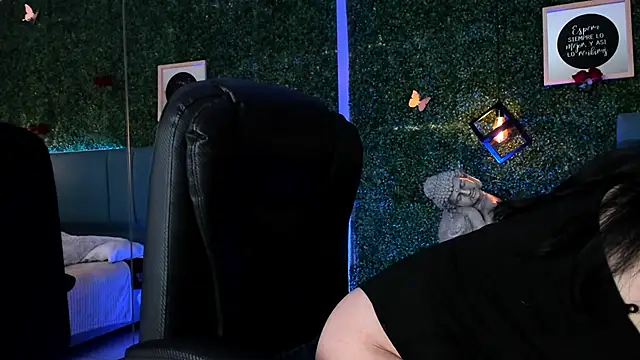 Linagh  online show from 02.17.26