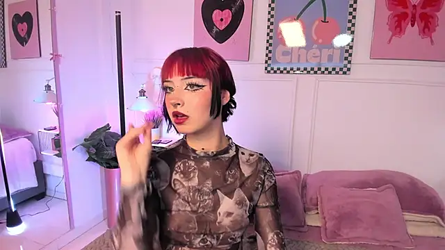 Zoe Lynch  online show from 02.18.26