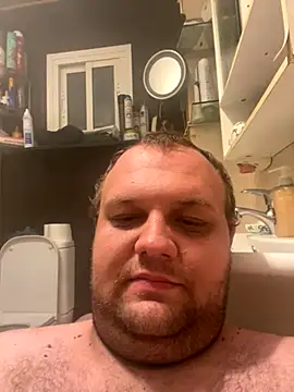 Snapshot of ArturoElPeque chatting on 11.11.25 ArturoElPeque online show from 11.11.25