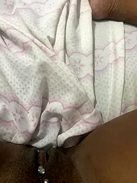 Snapshot of pretalst chatting on 09.24.25 pretalst online show from 09.24.25