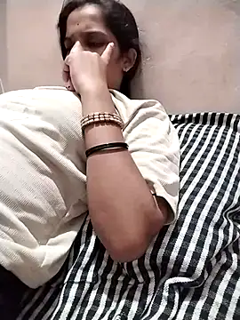 Snapshot of Sofia_kuuu chatting on 09.20.25 Sofia kuuu online show from 09.20.25