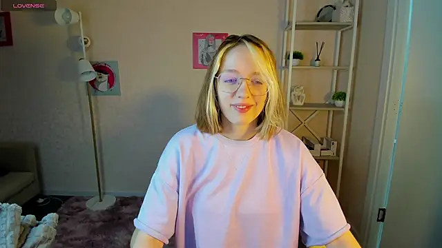 R0cket bunny online show from 10.06.25