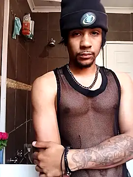 Snapshot of Longstickboy666 chatting on 10.03.25 Longstickboy666 online show from 10.03.25