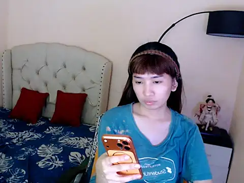 Snapshot of ShantalFoxxy_ chatting on 06.11.26 ShantalFoxxy online show from 06.11.26