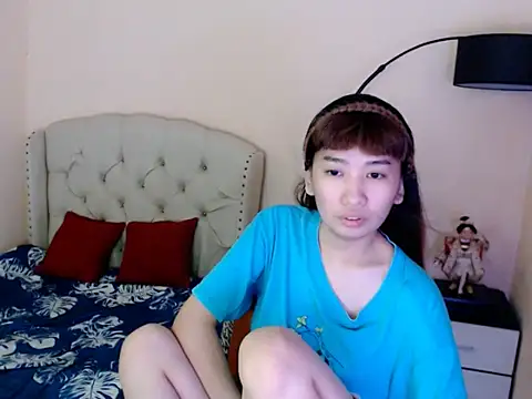 Snapshot of ShantalFoxxy_ chatting on 06.16.26 ShantalFoxxy online show from 06.16.26