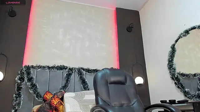 Liam walk  online show from 11.29.25