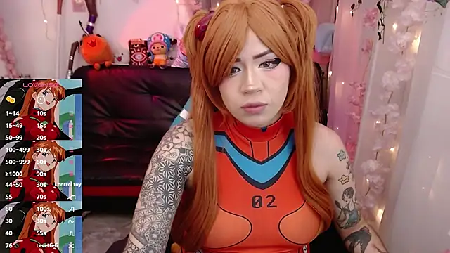 jadedelux  online show from 10.05.25