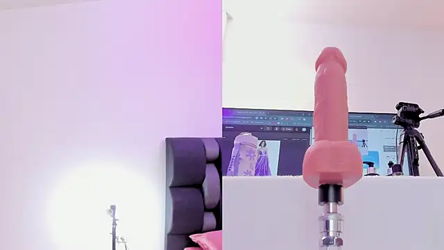 maily zanss online show from 04.24.26