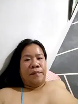 Snapshot of AsianbouncieGIRL chatting on 05.06.26 AsianbouncieGIRL online show from 05.06.26