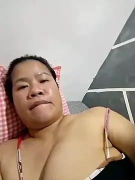 Snapshot of AsianbouncieGIRL chatting on 05.26.26 AsianbouncieGIRL online show from 05.26.26