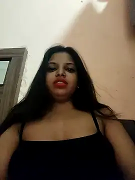 Maahhii 2 online show from 03.28.26