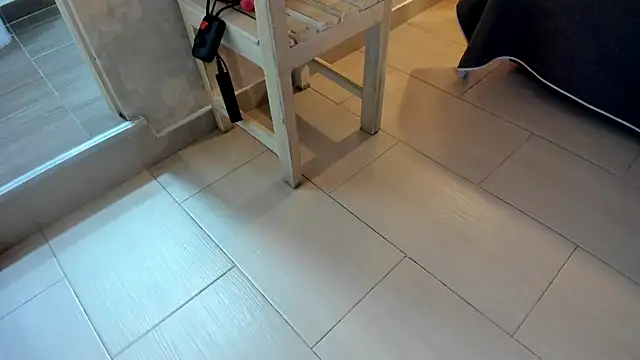 Snapshot of ALYANNA_HOT_ chatting on 01.10.26 ALYANNA HOT online show from 01.10.26