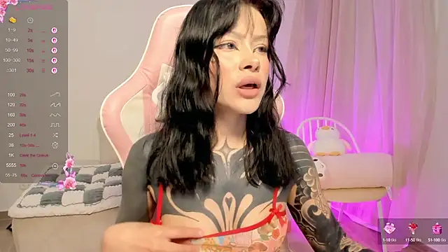 Snapshot of AlinaLukyanova chatting on 09.13.25 AlinaLukyanova online show from 09.13.25