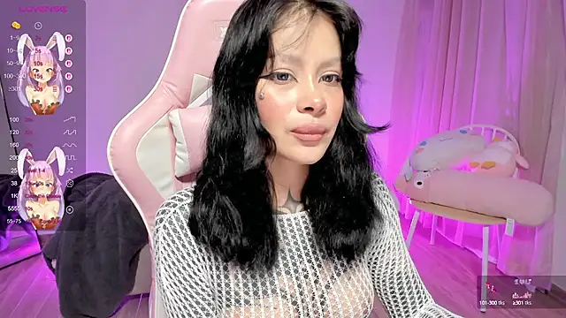 Snapshot of AlinaLukyanova chatting on 09.16.25 AlinaLukyanova online show from 09.16.25