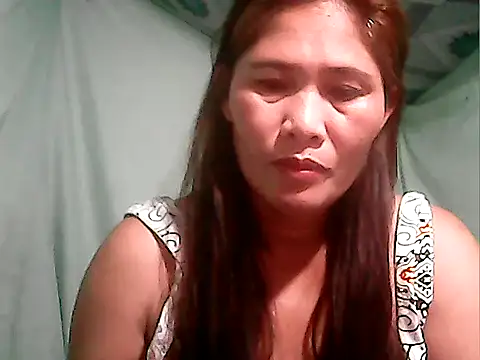 Snapshot of Juicy_69xx chatting on 09.08.25 Juicy 69xx online show from 09.08.25