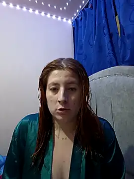 Snapshot of Shayla_VL chatting on 10.29.25 Shayla VL online show from 10.29.25