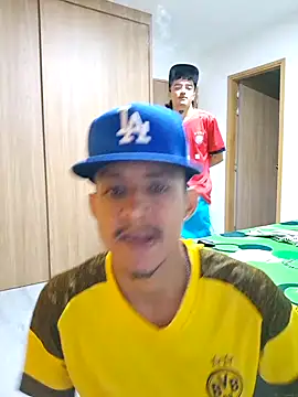 Snapshot of skinny23cm chatting on 12.03.24 skinny23cm online show from 12.03.24