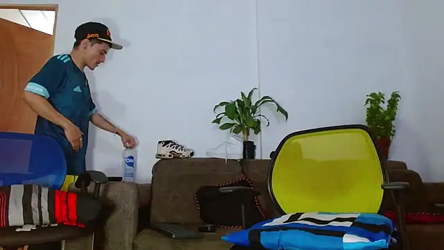 skinny23cm online show from 02.04.26