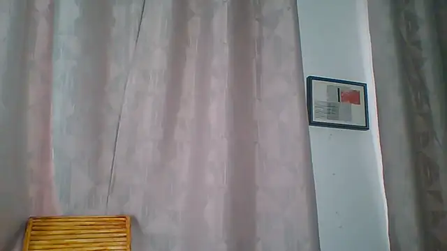 Curvy Scarlet online show from 10.26.25