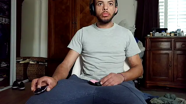 DERTYLAY online show from 04.27.26
