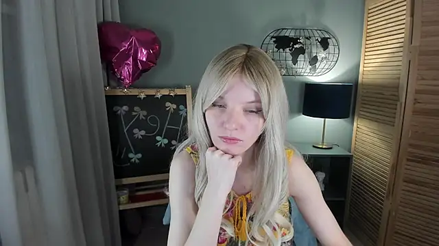 Madelaineses online show from 11.16.25