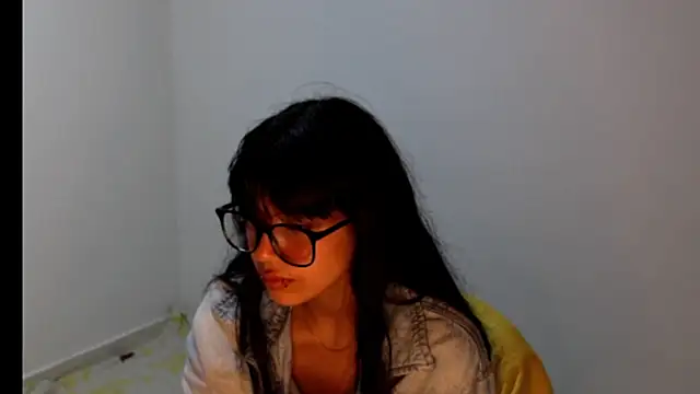 Snapshot of meganmiauu chatting on 06.17.26 meganmiauu online show from 06.17.26