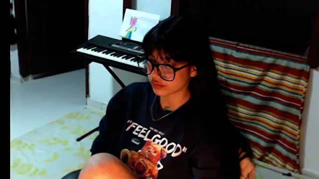 Snapshot of meganmiauu chatting on 06.23.26 meganmiauu online show from 06.23.26