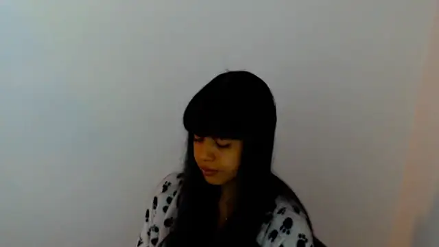 Snapshot of meganmiauu chatting on 07.18.26 meganmiauu online show from 07.18.26