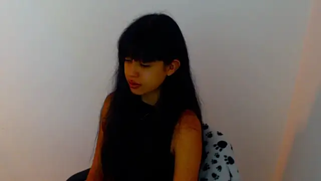 Snapshot of meganmiauu chatting on 07.27.26 meganmiauu online show from 07.27.26