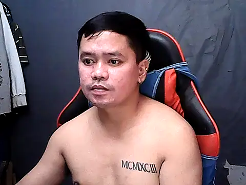 Snapshot of sweet_sexyasian69 chatting on 05.07.26 sweet sexyasian69 online show from 05.07.26