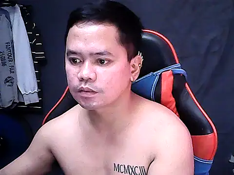 Snapshot of sweet_sexyasian69 chatting on 05.10.26 sweet sexyasian69 online show from 05.10.26