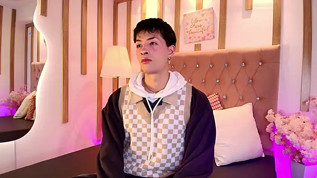 OzorioDany online show from 02.19.26