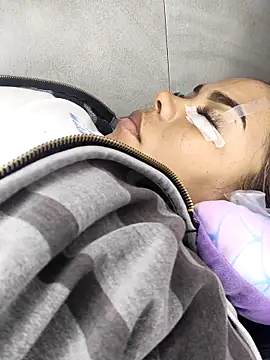 EmilyDuran  online show from 11.13.25