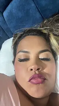 EmilyDuran  online show from 04.09.26