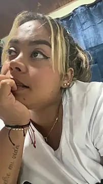 EmilyDuran  online show from 04.21.26