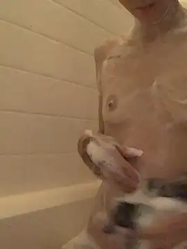 Snapshot of lovinlush chatting on 03.13.26 lovinlush online show from 03.13.26