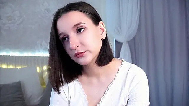 FalineBeacher online show from 04.16.26