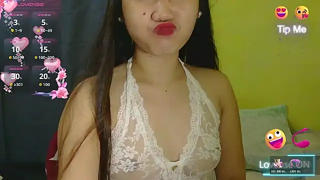 HornyAsian4uxx online show from 04.17.26