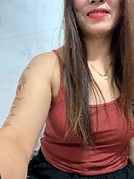 Moan Mary online show from 10.24.25