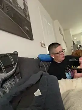 Snapshot of Curvy-Jinx chatting on 11.14.25 Curvy-Jinx online show from 11.14.25