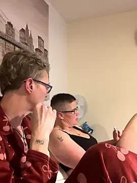 Snapshot of Curvy-Jinx chatting on 01.11.26 Curvy-Jinx online show from 01.11.26