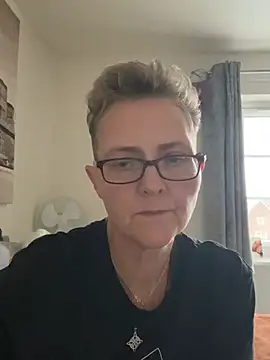 Snapshot of Curvy-Jinx chatting on 01.19.26 Curvy-Jinx online show from 01.19.26