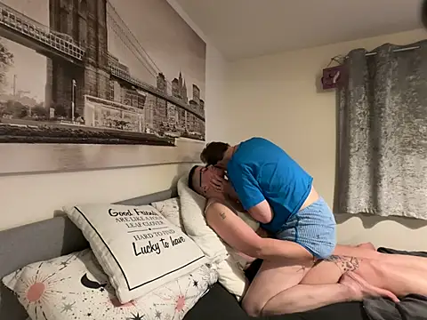 Snapshot of Curvy-Jinx chatting on 02.23.26 Curvy-Jinx online show from 02.23.26