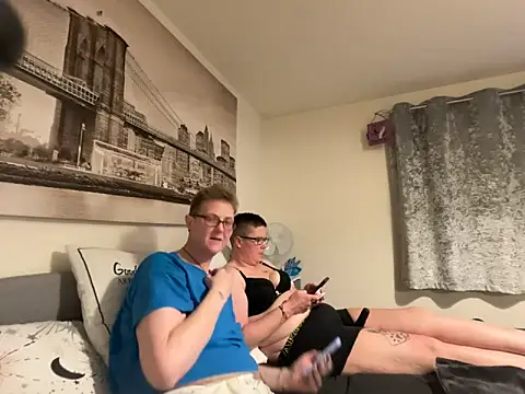 Snapshot of Curvy-Jinx chatting on 02.27.26 Curvy-Jinx online show from 02.27.26