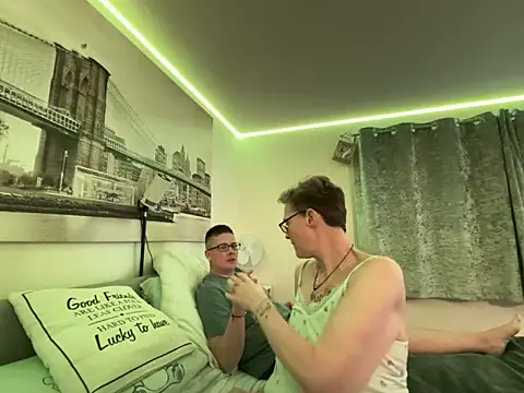 Snapshot of Curvy-Jinx chatting on 03.15.26 Curvy-Jinx online show from 03.15.26