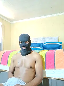 Snapshot of BellsStyles chatting on 10.17.25 BellsStyles online show from 10.17.25