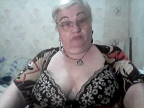 Snapshot of NatalieNorth chatting on 05.19.26 NatalieNorth online show from 05.19.26