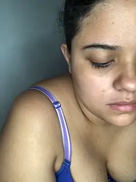 Snapshot of luisahot_9727 chatting on 03.21.26 luisahot 9727 online show from 03.21.26